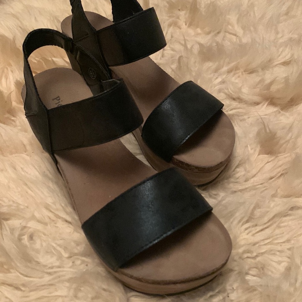 Ladies Retro Wedge